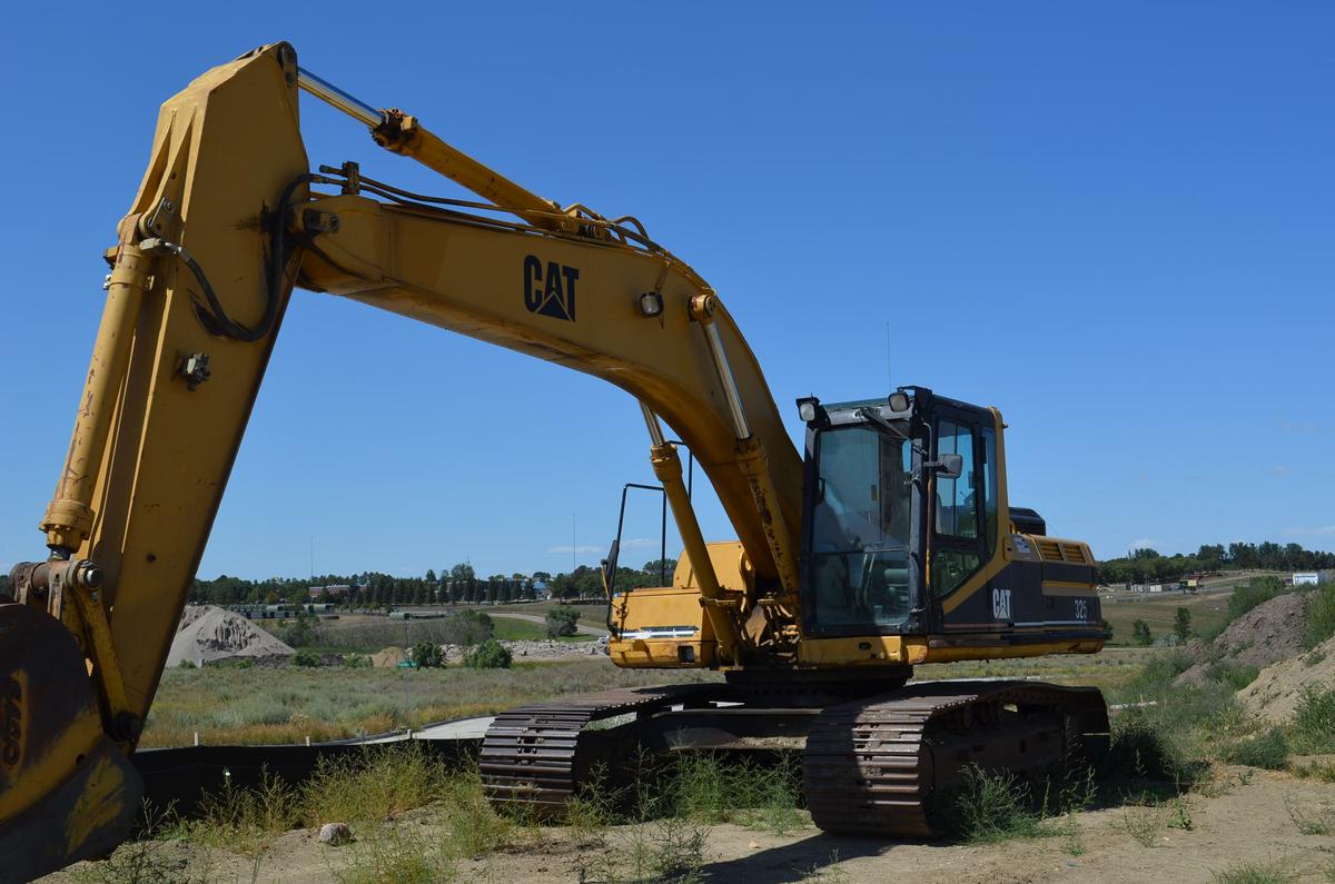 CAT 325L Excavator