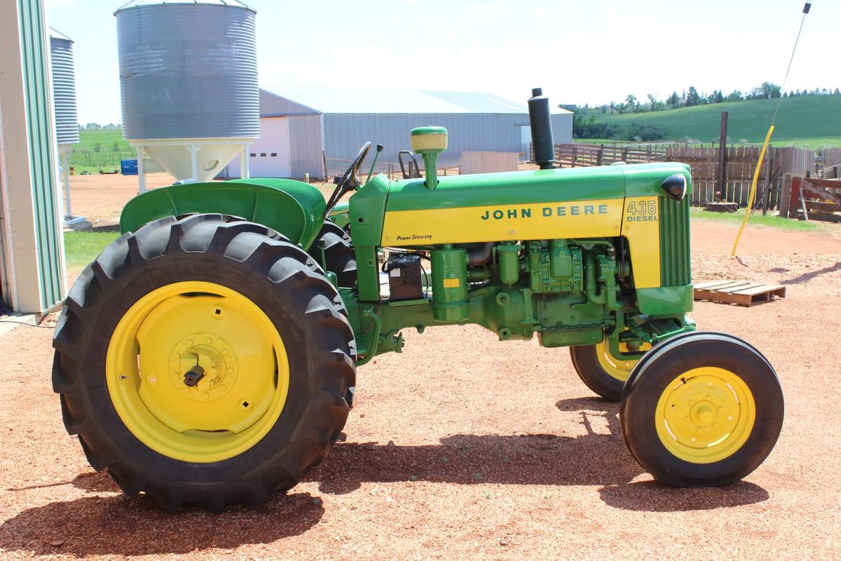 JD 435-D Tractor