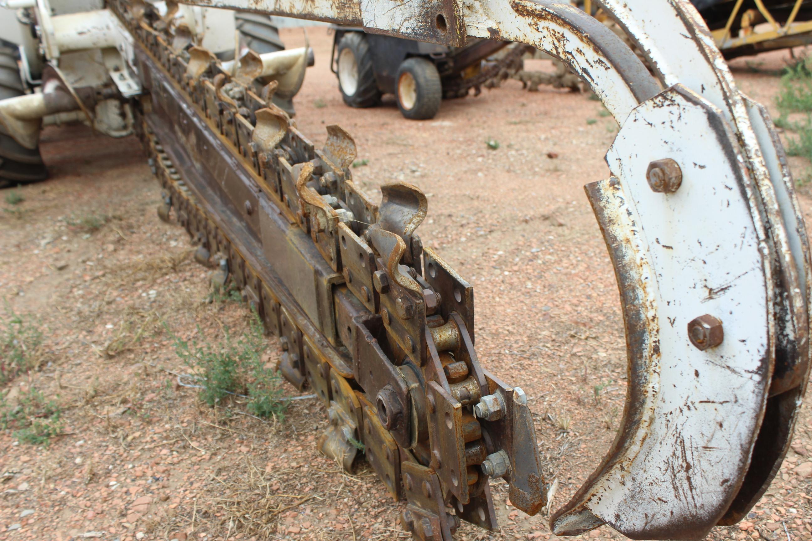 Parson 75 Trencher, 1053 Hrs., 7’ blade, 7’ trencher mech. driven, JD diesel eng.