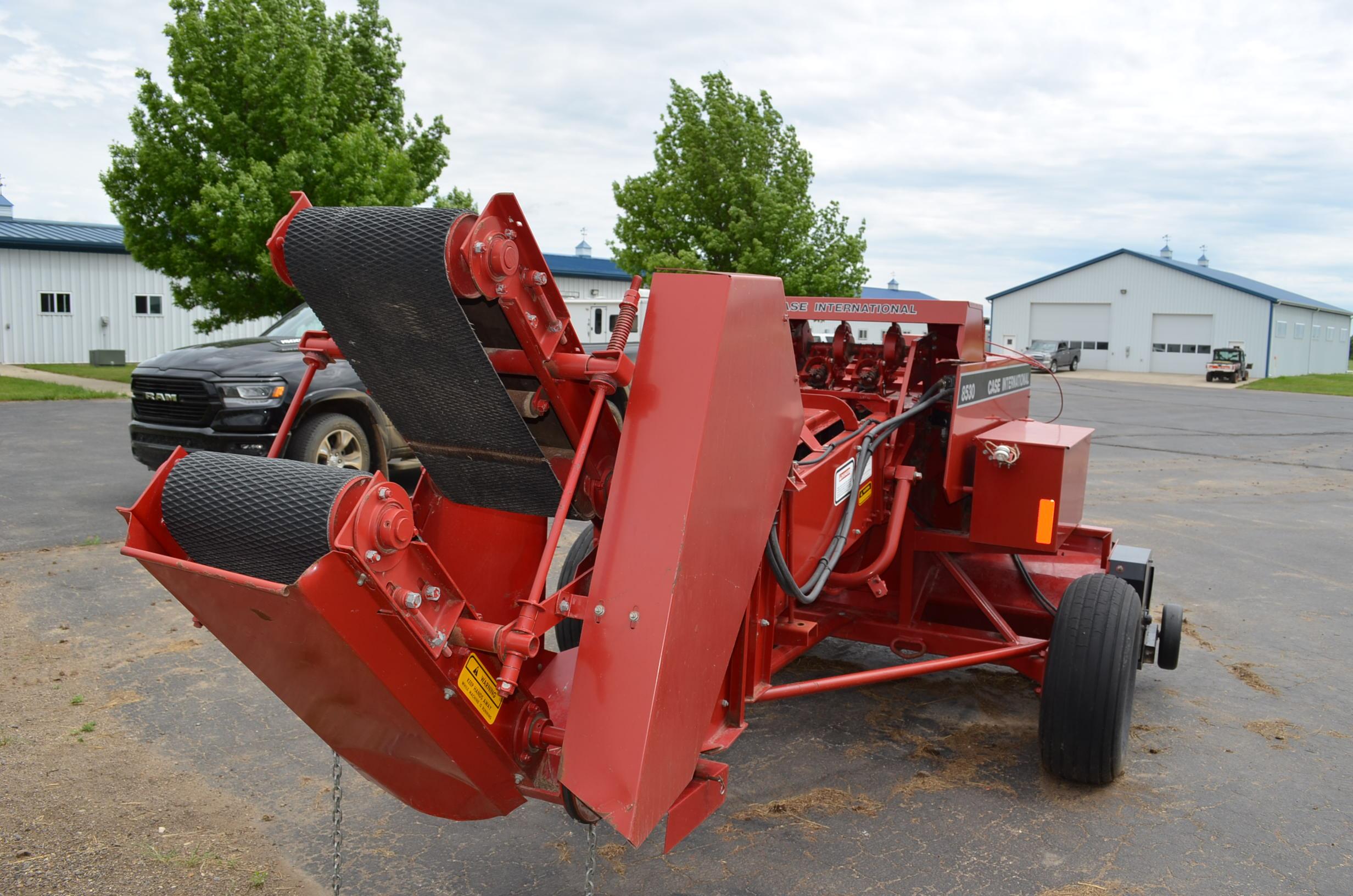 Case IH 8530 Small Square Baler