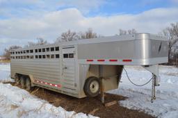 2014 Featherlite 7.6' x 26' Gooseneck Stock Trailer