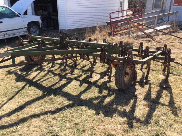 Glencoe 15' field cultivator w/2-bar harrow.