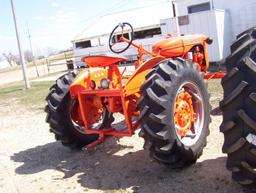 1952 Allis Chalmers CA tractor/w.fr., fenders, new tires, restored.