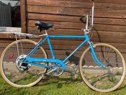 1970's Schwinn Collegiate 5-Speed 26" Men's Bike