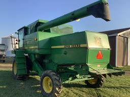 JD 7720 Combine