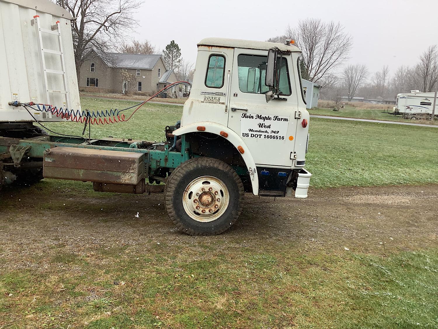 1980 IH Cargo Star 1850B Semi Tractor