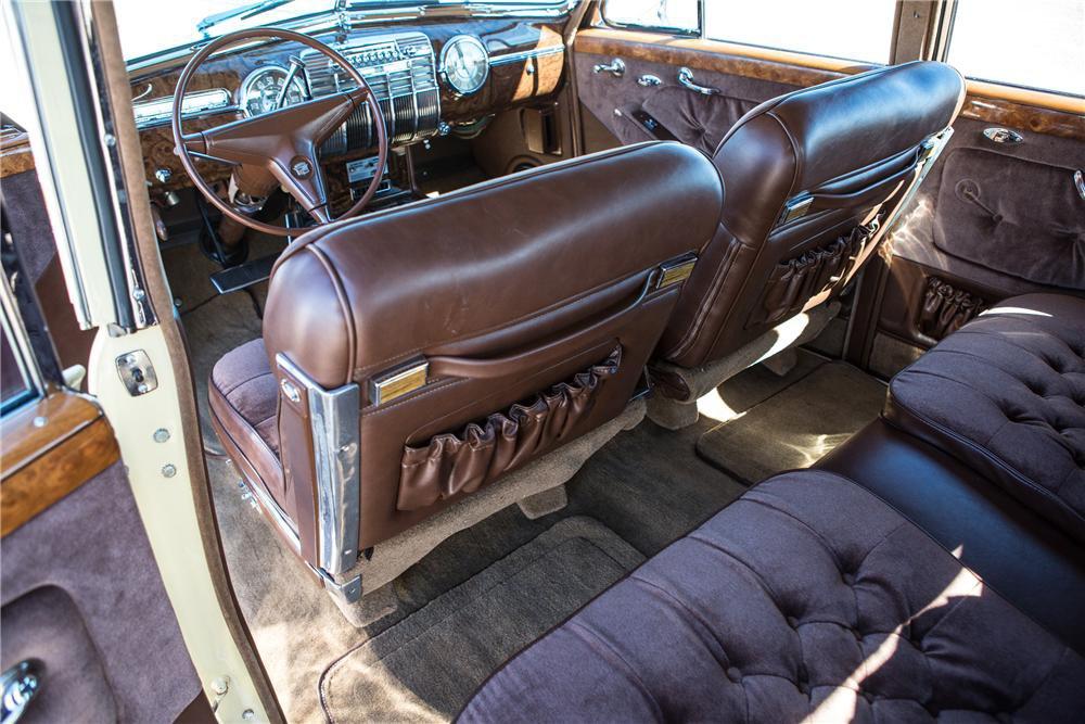 1941 CADILLAC FLEETWOOD SEDAN