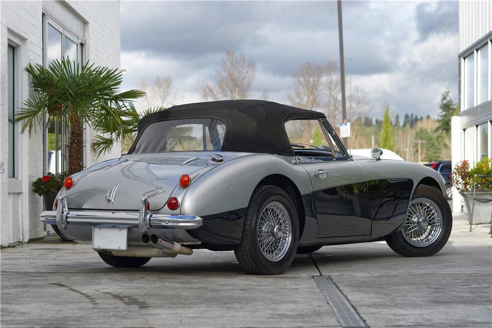 1967 AUSTIN-HEALEY 3000 BJ8 CONVERTIBLE