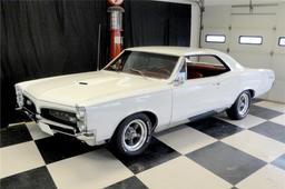 1967 PONTIAC GTO