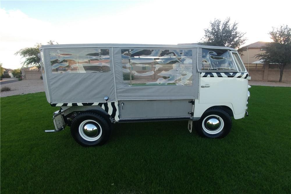 1957 VOLKSWAGEN TRANSPORTER CUSTOM BUS