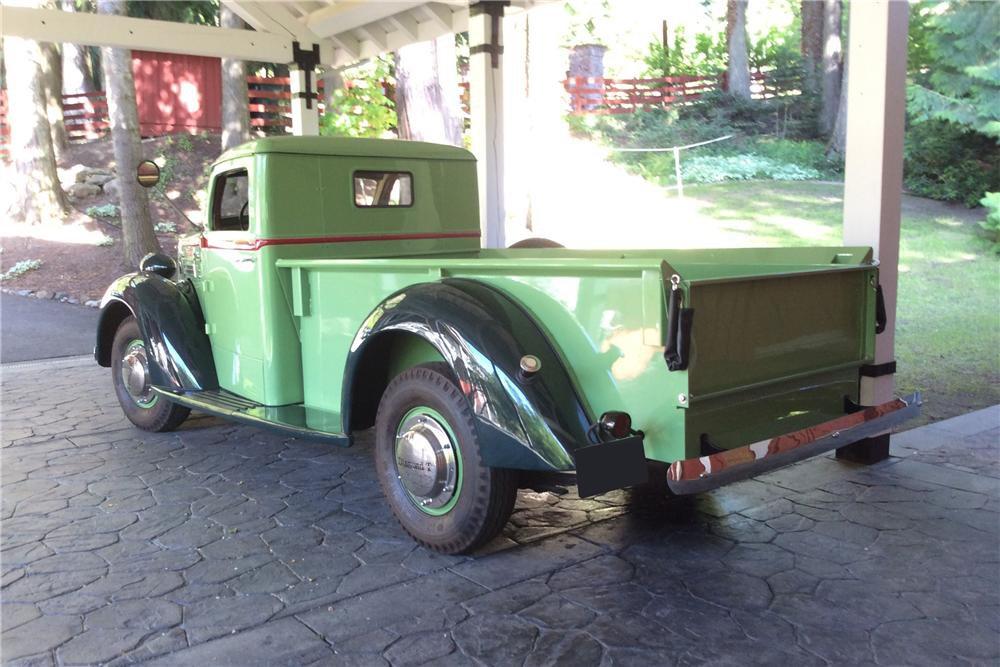 1936 DIAMOND T MODEL 80 PICKUP