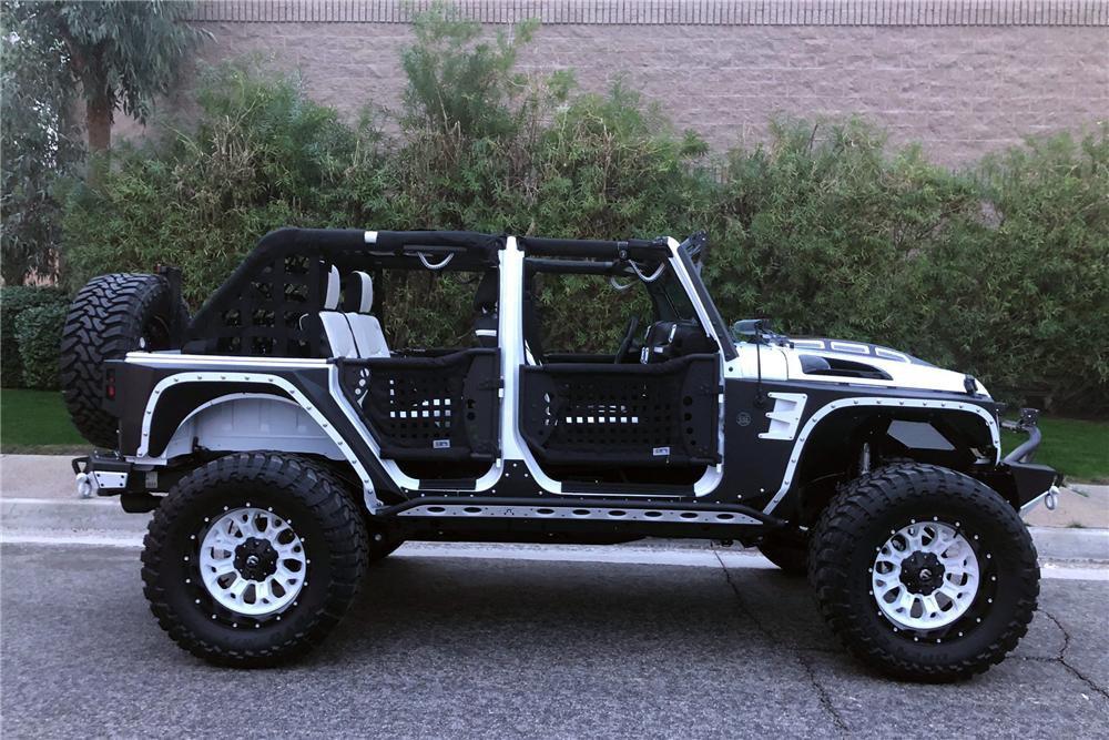 2018 JEEP WRANGLER UNLIMITED CUSTOM SUV