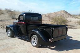 1946 FORD CUSTOM PICKUP