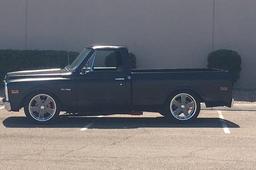 1969 CHEVROLET C10 CUSTOM PICKUP