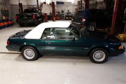 1990 FORD MUSTANG CONVERTIBLE