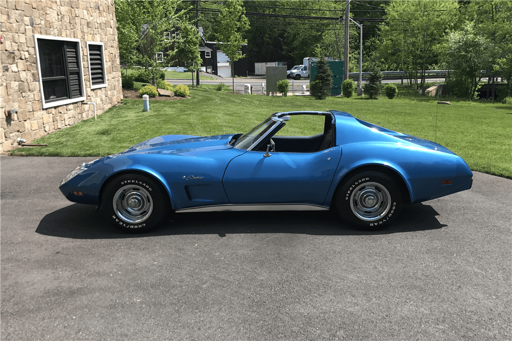 1975 CHEVROLET CORVETTE 350/165 T-TOP COUPE