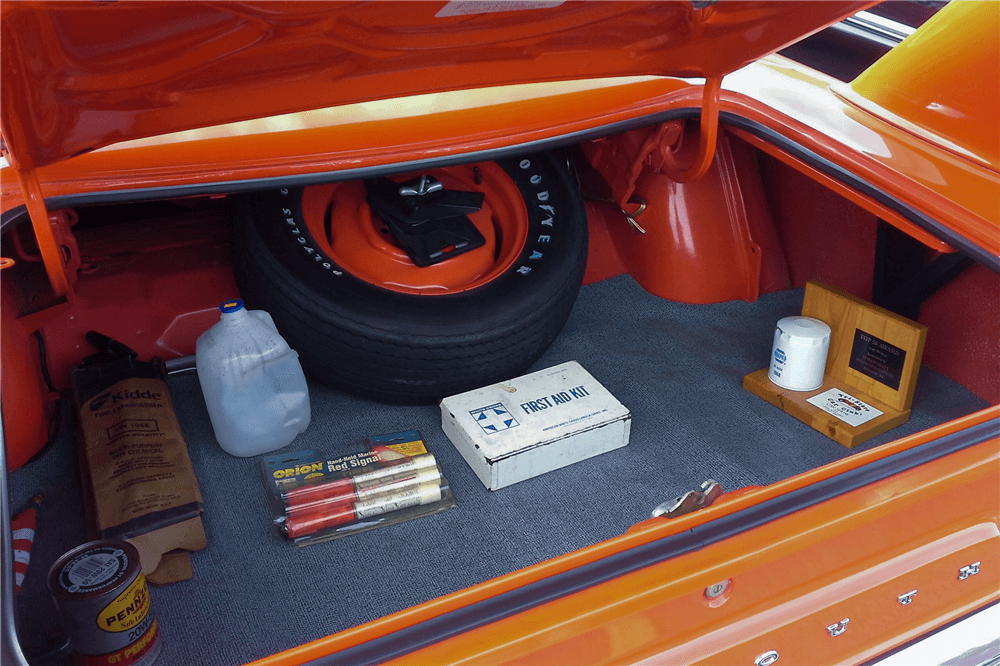 1970 PLYMOUTH ROAD RUNNER SUPERBIRD