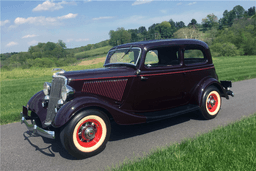 1934 FORD VICTORIA