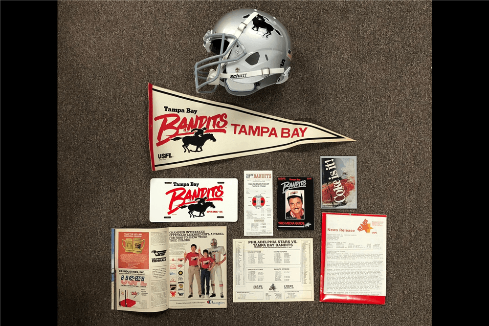 BURT REYNOLDS 1984 PONTIAC FIREBIRD TRANS AM USFL TAMPA BAY BANDITS PROMOTIONAL CAR