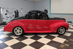 1940 FORD  CUSTOM COUPE