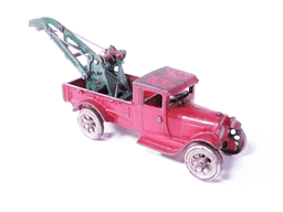 1926 ARCADE TOY COMPANY CAST-IRON AUTO WRECKER