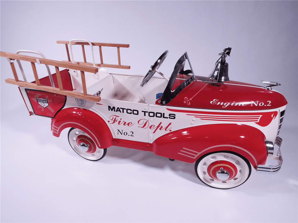 MATCO TOOLS FIRE DEPARTMENT LADDER PEDAL CAR