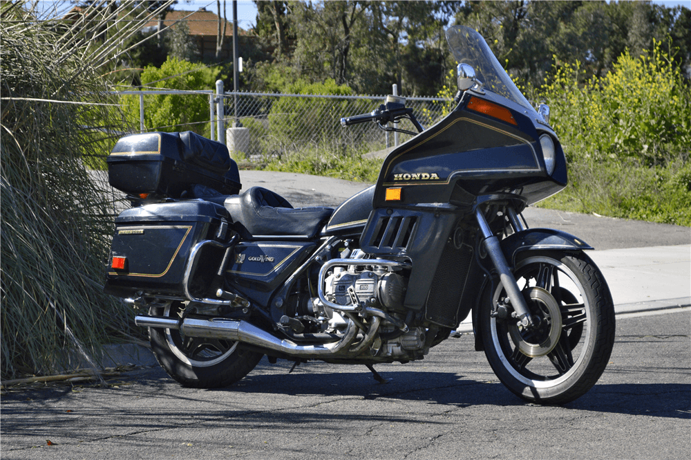 1981 HONDA GOLD WING GL1100 MOTORCYCLE