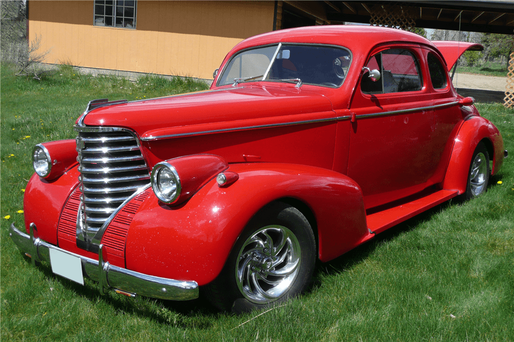 1938 OLDSMOBILE CUSTOM CLUB COUPE