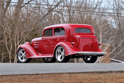 1933 OLDSMOBILE CUSTOM COUPE