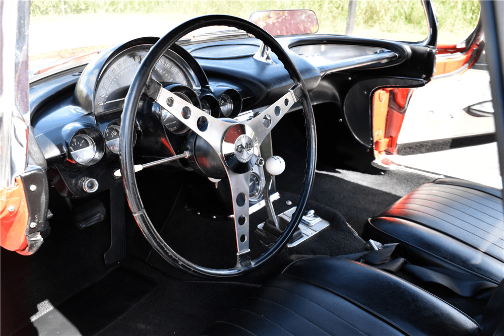 1960 CHEVROLET CORVETTE CONVERTIBLE