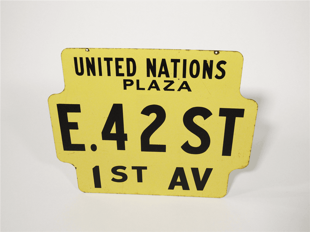 1950S NEW YORK CITY PORCELAIN STREET SIGN