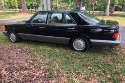 1988 MERCEDES-BENZ 560SEL SEDAN