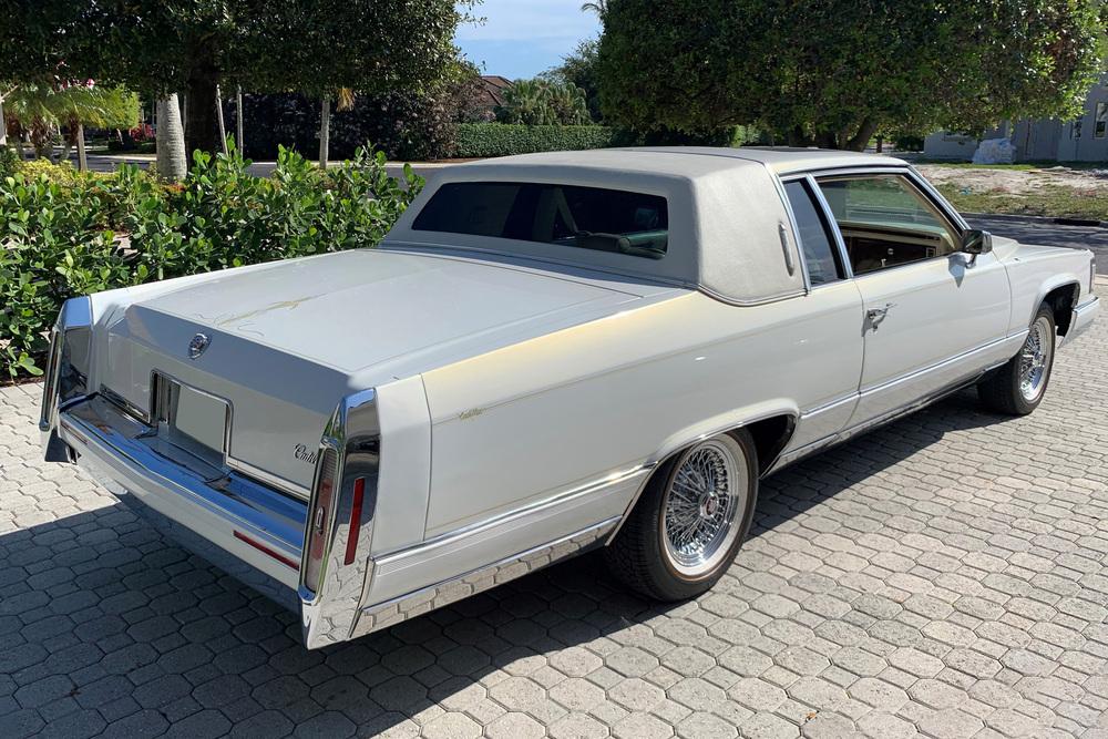 1982 CADILLAC COUPE DE VILLE CUSTOM HARDTOP