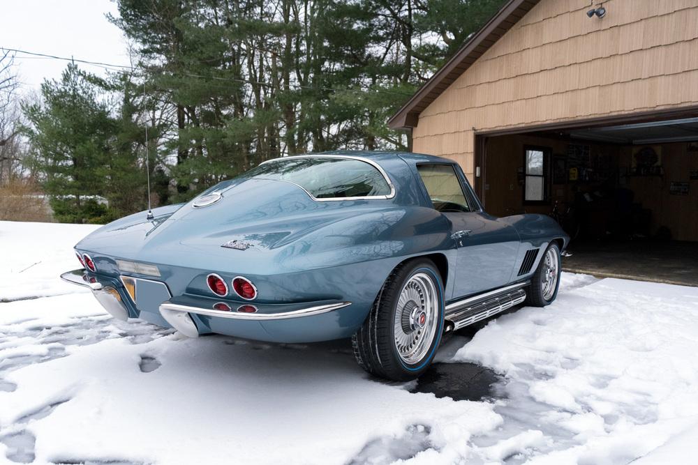 1967 CHEVROLET CORVETTE CUSTOM COUPE