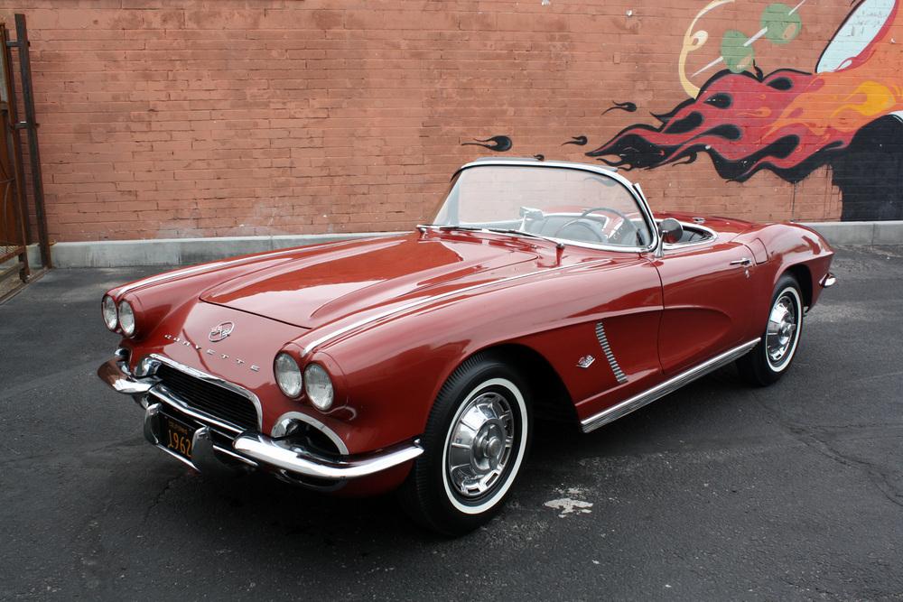 1962 CHEVROLET CORVETTE CONVERTIBLE