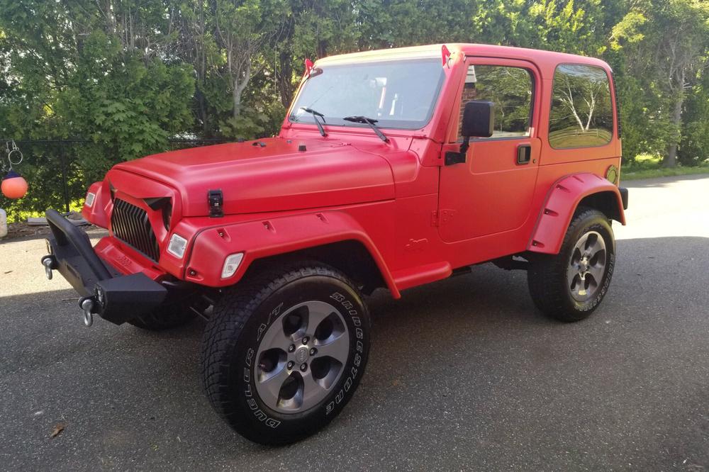 1998 JEEP WRANGLER SPORT CUSTOM SUV