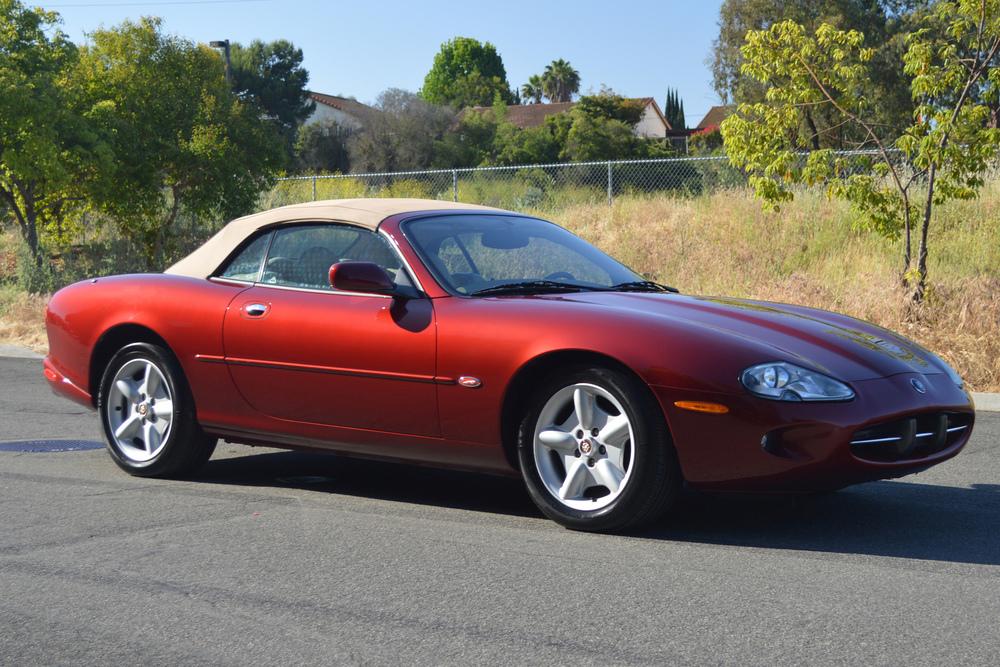 1999 JAGUAR XK8 CONVERTIBLE