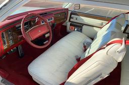 1977 CADILLAC COUPE DE VILLE