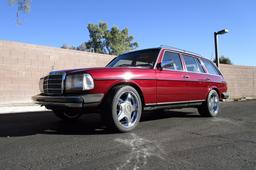 1983 MERCEDES-BENZ CUSTOM WAGON