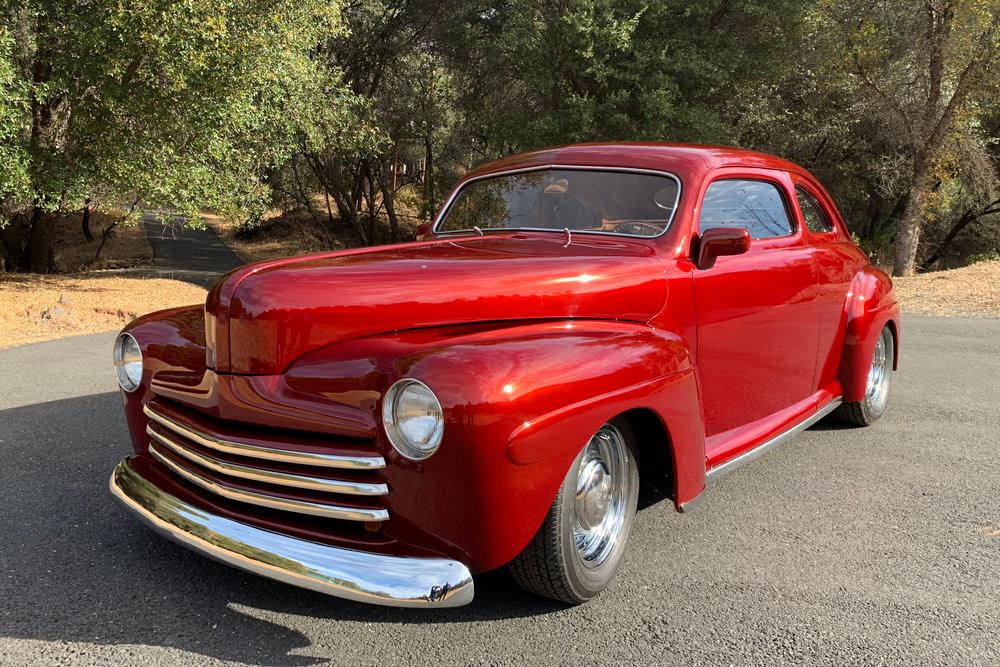 1947 FORD 5-WINDOW CUSTOM COUPE