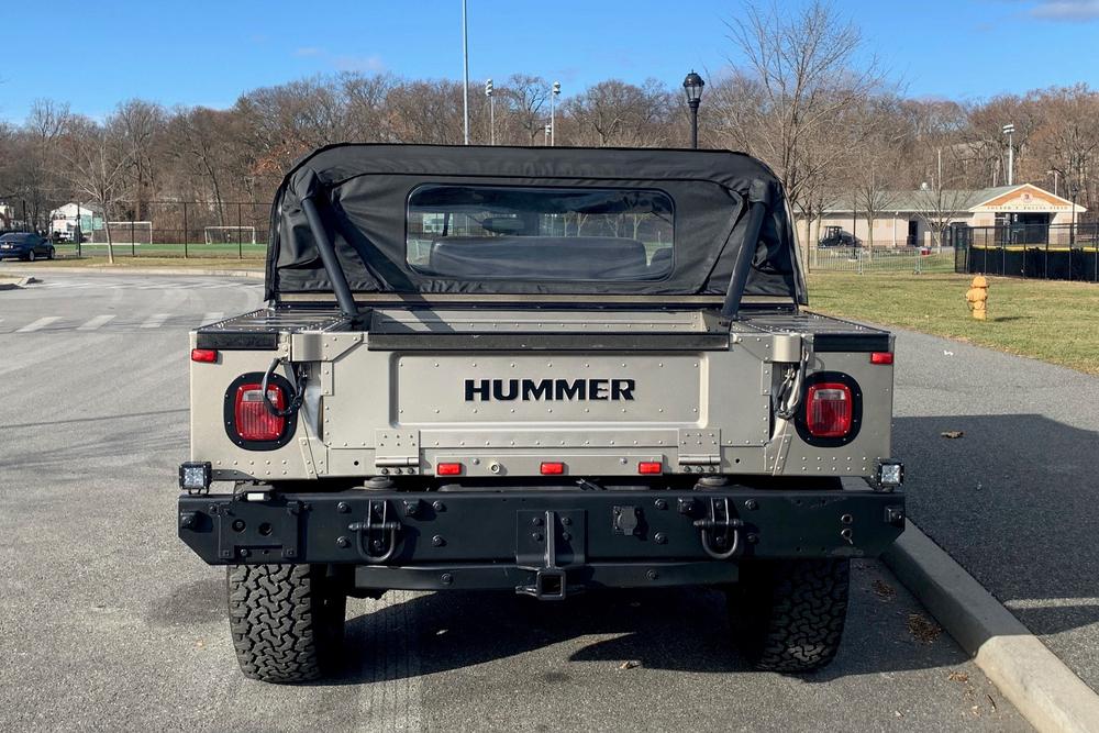 2004 HUMMER H1