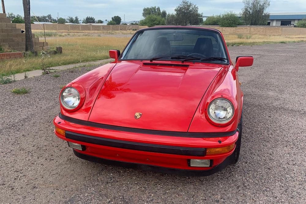 1985 PORSCHE 911 TARGA