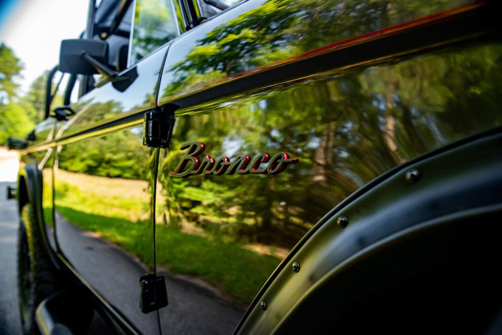 1969 FORD BRONCO CUSTOM SUV