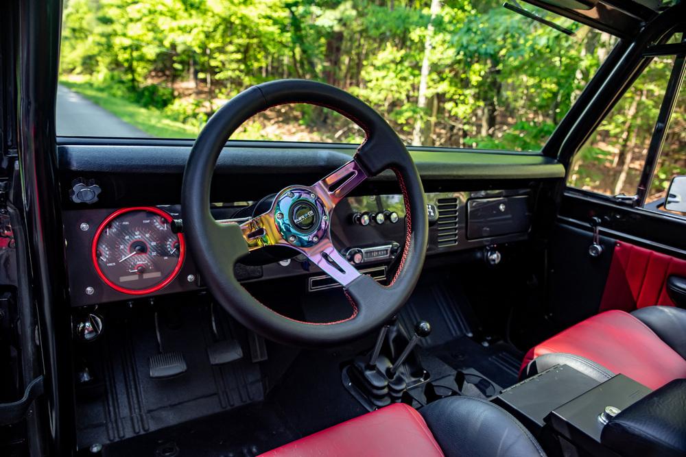 1969 FORD BRONCO CUSTOM SUV