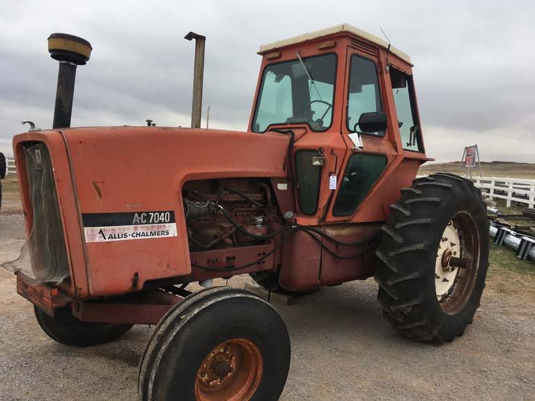 Allis 7040 Tractor