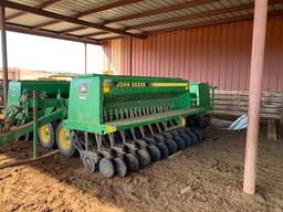 J.D. 455, 30 ft. Grain Drill, DD