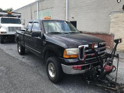 Black Ford F-250 10 cylinder