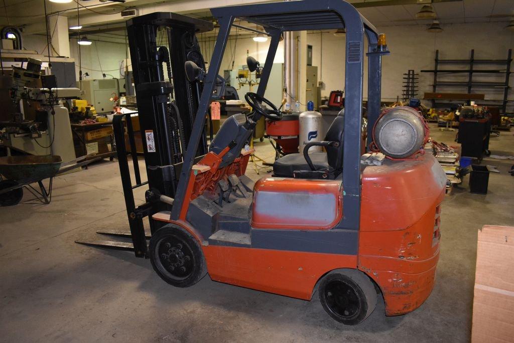 MITSUBISHI RIDE ON FORK TRUCK, MODEL FGC25K1, S/N: