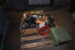 PALLET WITH AIR/WATER SEPERATORS, CONTROLS AND MISC. MACHINE PARTS