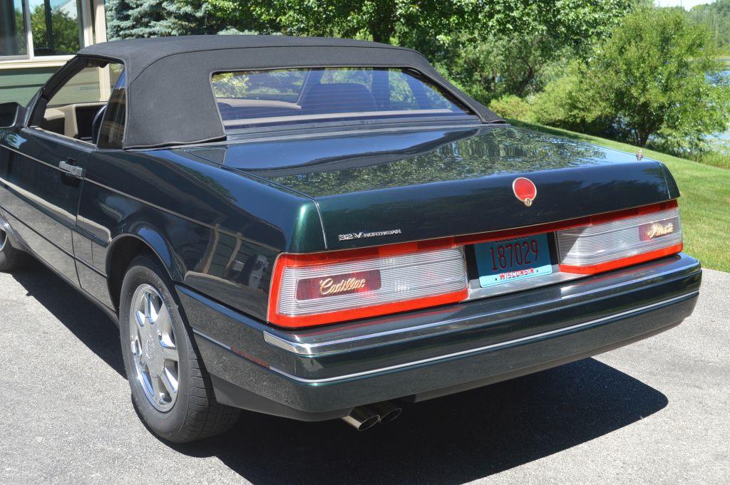 1993 CADILLAC ALLANTE 2 SEAT SPORT CONVERTIBLE